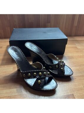 BCBGMaxAzria Dara mahogany wedge sandals size 8 dark brown 4 inch heels